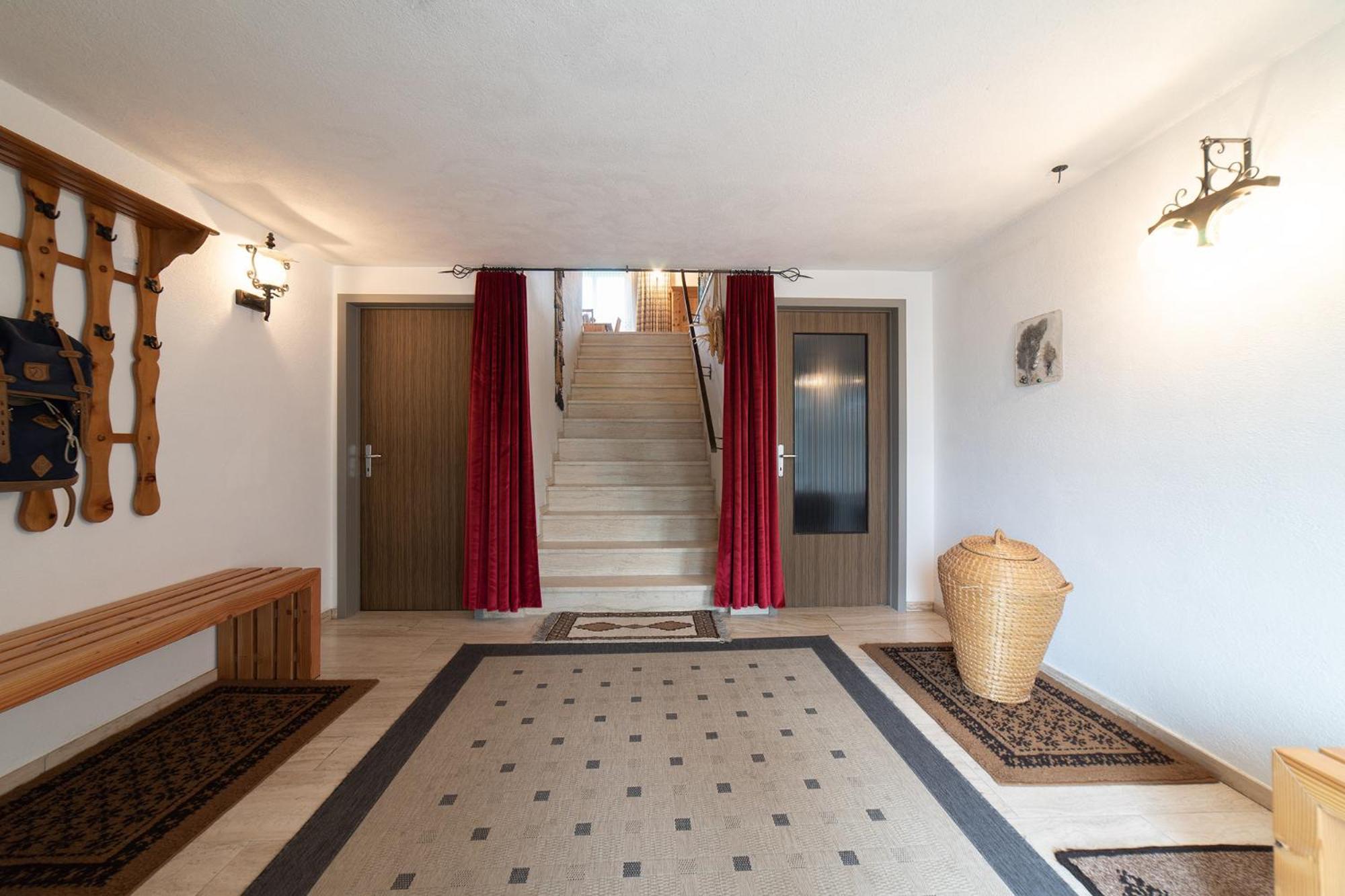 Jambo Pua Villa Alt St. Johann Exterior photo